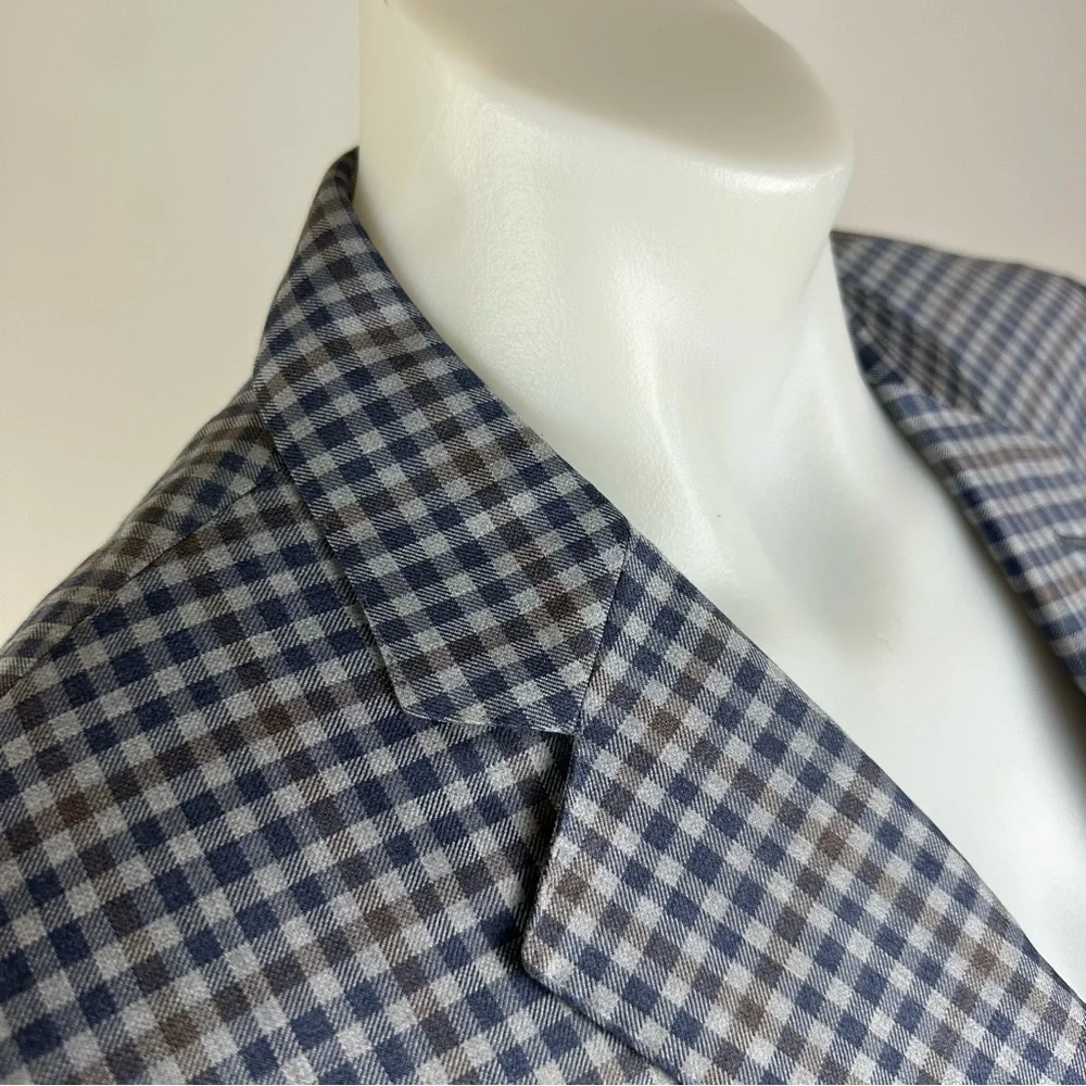 Pal Zileri stylish checkered